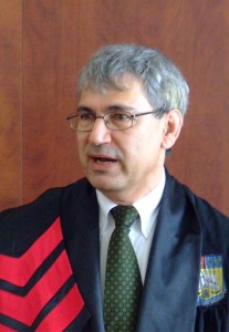 63_Orhan-Pamuk_Doctor-Honoris-Causa_Universitatea-din-Bucuresti_23-aprilie-2008_4